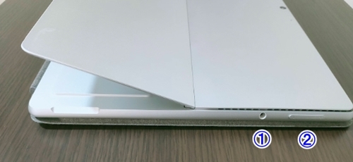 Surface Pro8本体左側面レビュー